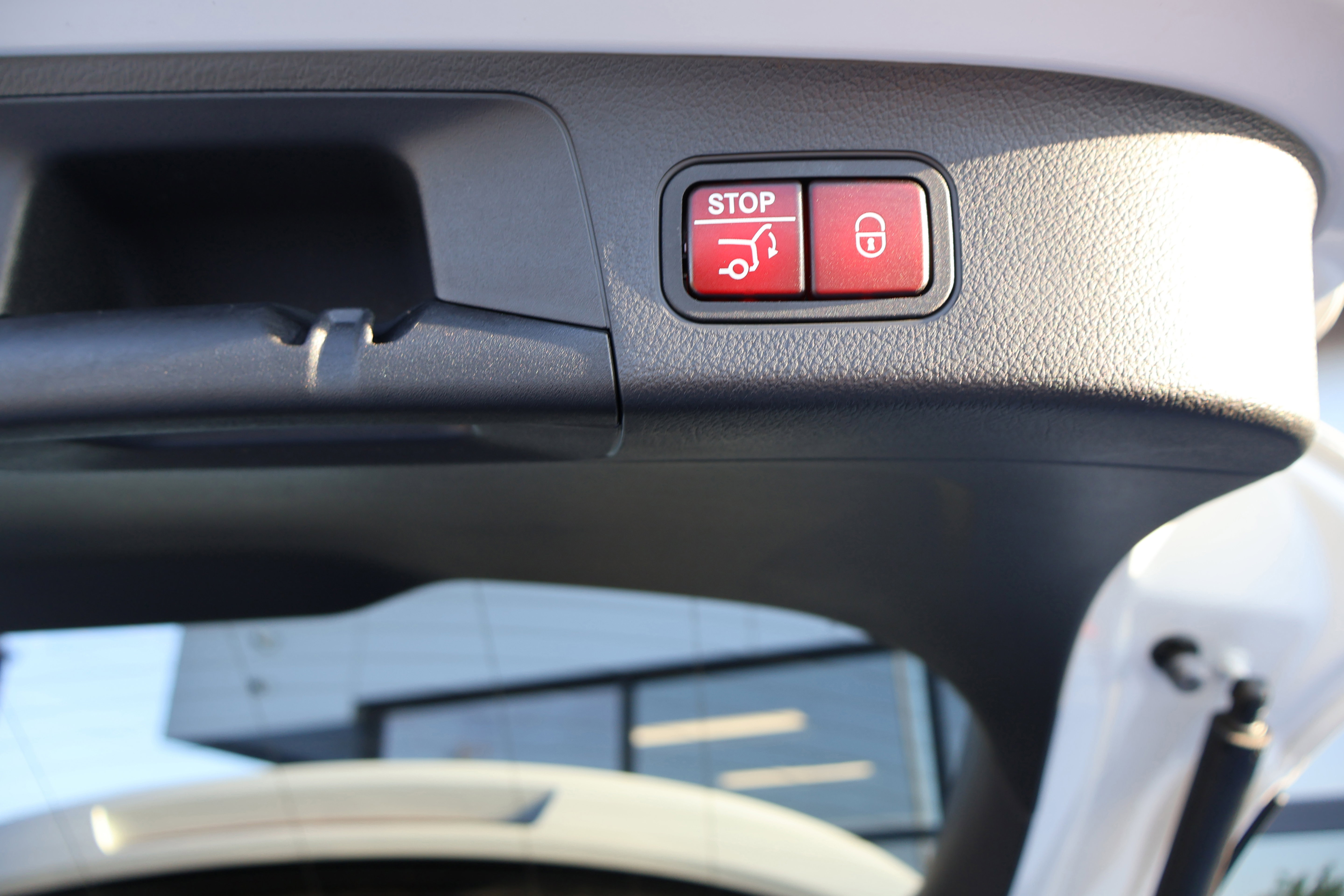 Certified 2023 Mercedes-Benz GLA 250 w/ Premium Package image 21