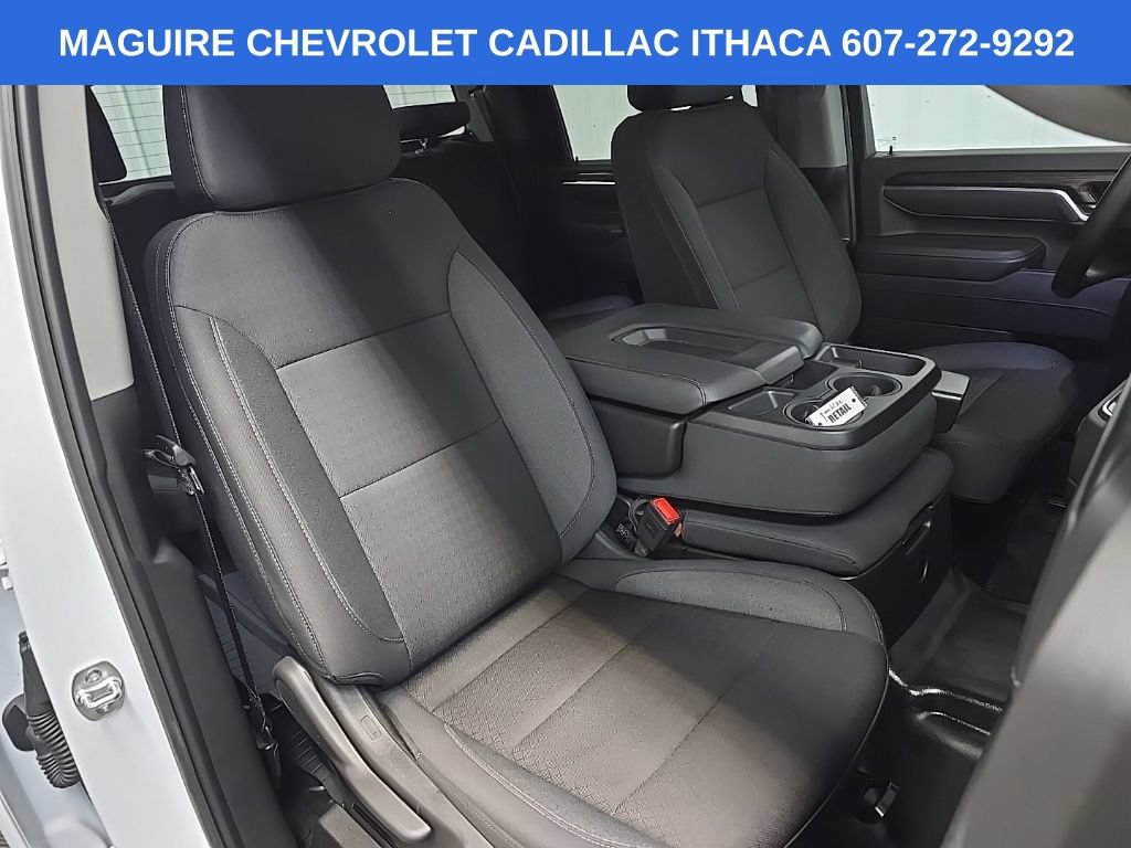 Used 2025 Chevrolet Silverado 2500 LT AWD/4WD image 14