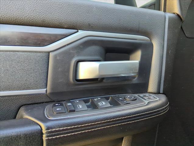 Used 2023 RAM 2500 Big Horn w/ Night Edition AWD/4WD image 10
