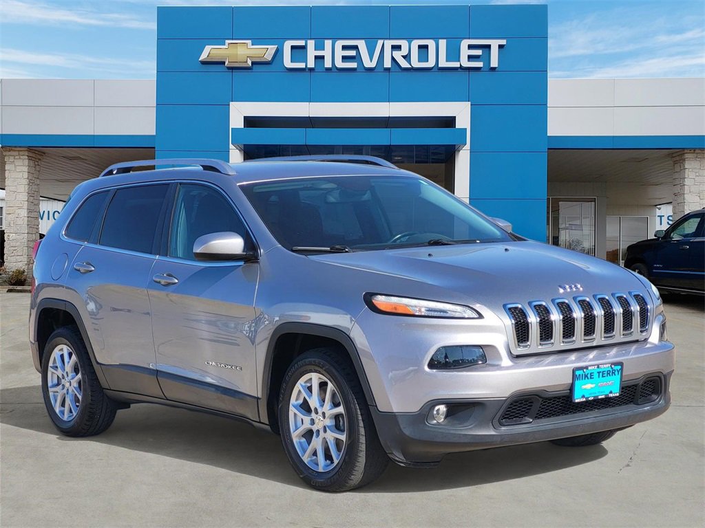Used 2017 Jeep Cherokee Latitude
