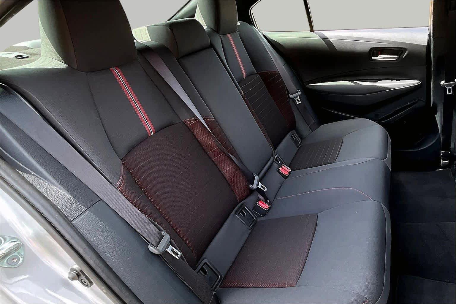Used 2026 Toyota Corolla SE FWD image 18