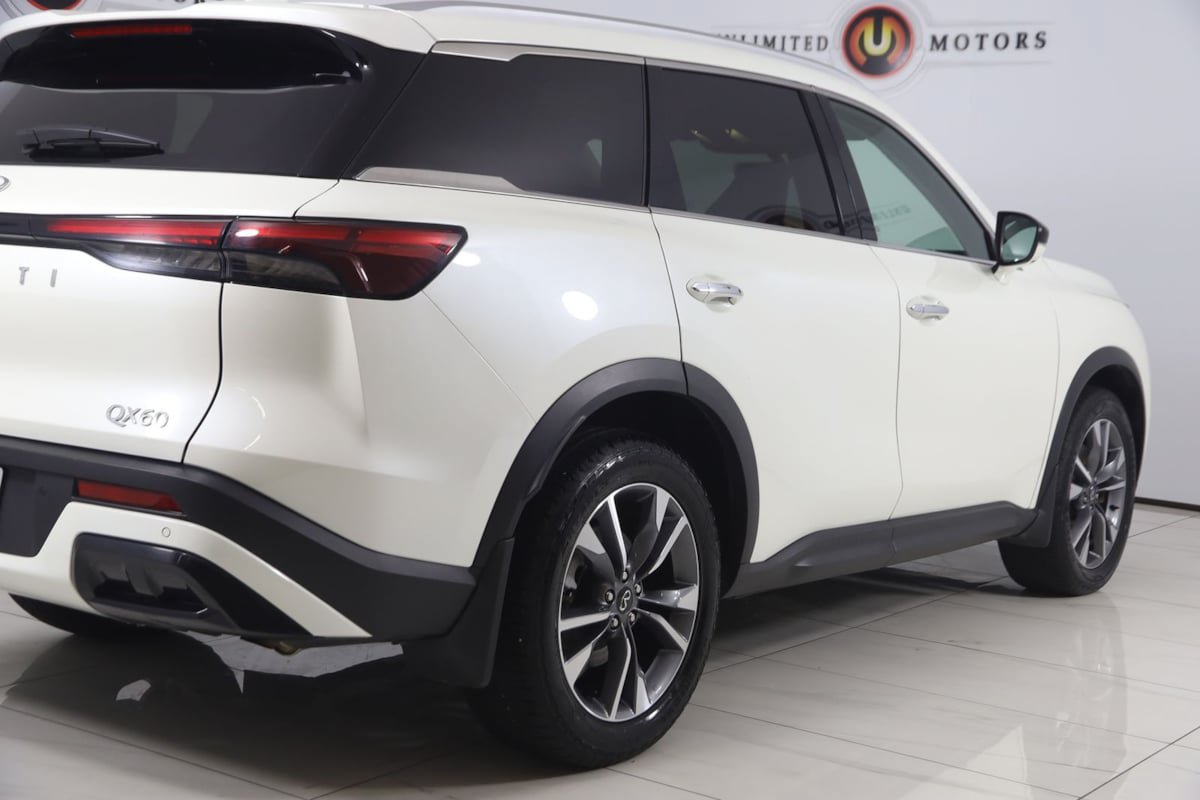 Used 2025 INFINITI QX60 Luxe AWD/4WD image 45