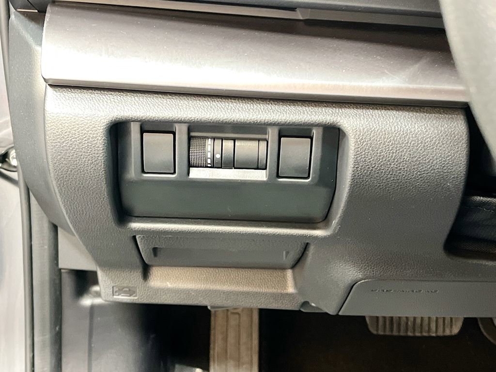 Used 2024 Subaru Impreza 2.0i AWD/4WD image 10