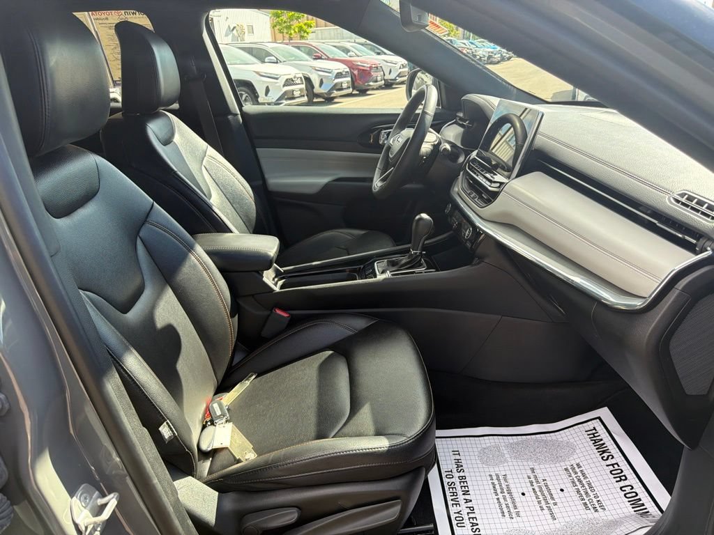 Used 2024 Jeep Compass Limited AWD/4WD image 12