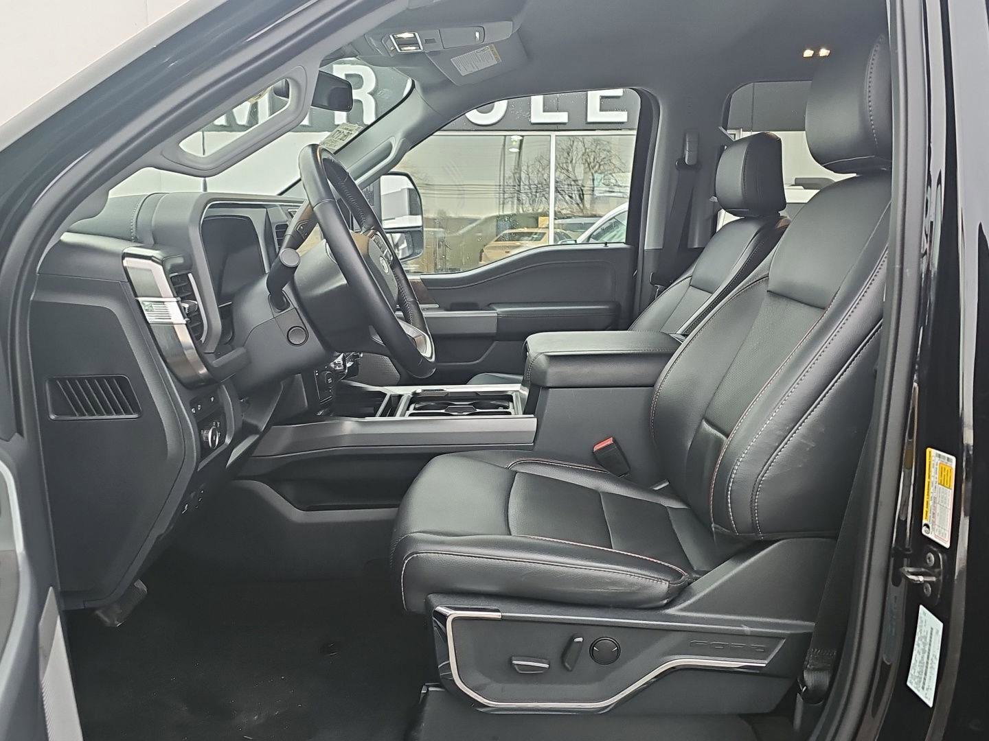 Used 2024 Ford F250 Lariat image 6