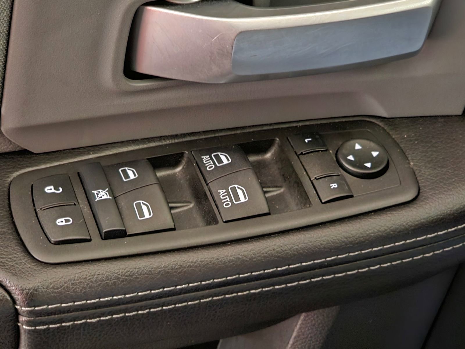 Used 2022 RAM 3500 Big Horn w/ Level C Equiment Group image 32