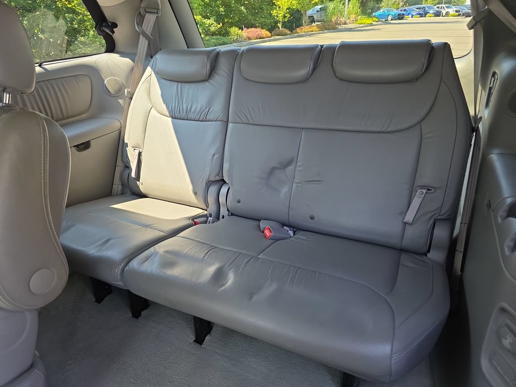 Used 2006 Toyota Sienna XLE Limited FWD image 26