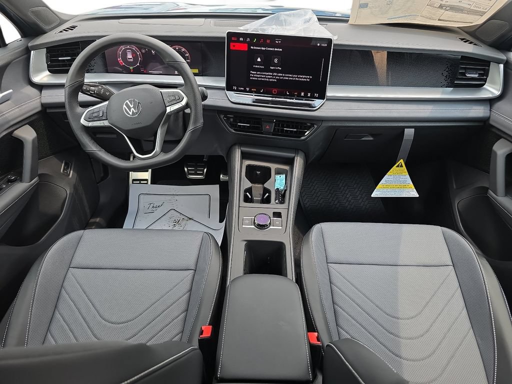 New 2026 Volkswagen Tiguan SE R-Line AWD/4WD image 9