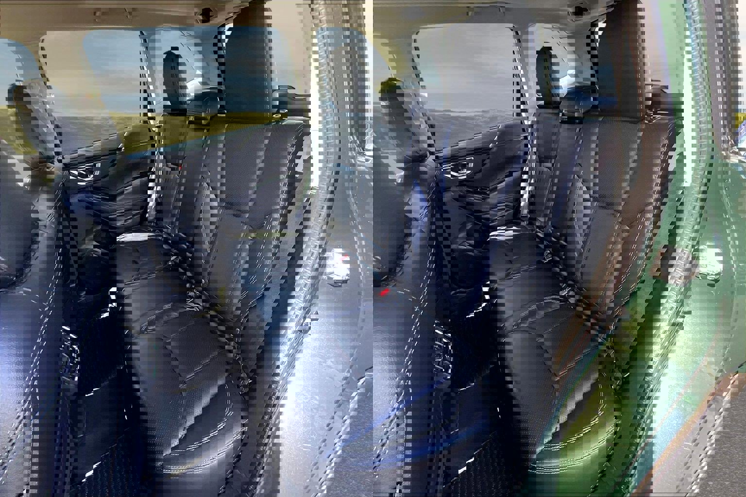 Used 2023 Subaru Forester Touring image 14