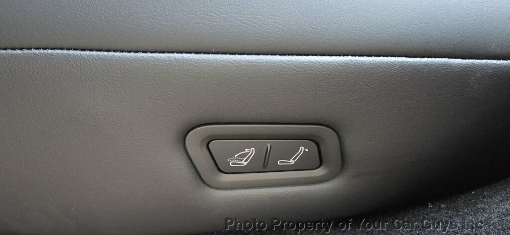 Used 2026 Tesla Model Y Long Range RWD image 33