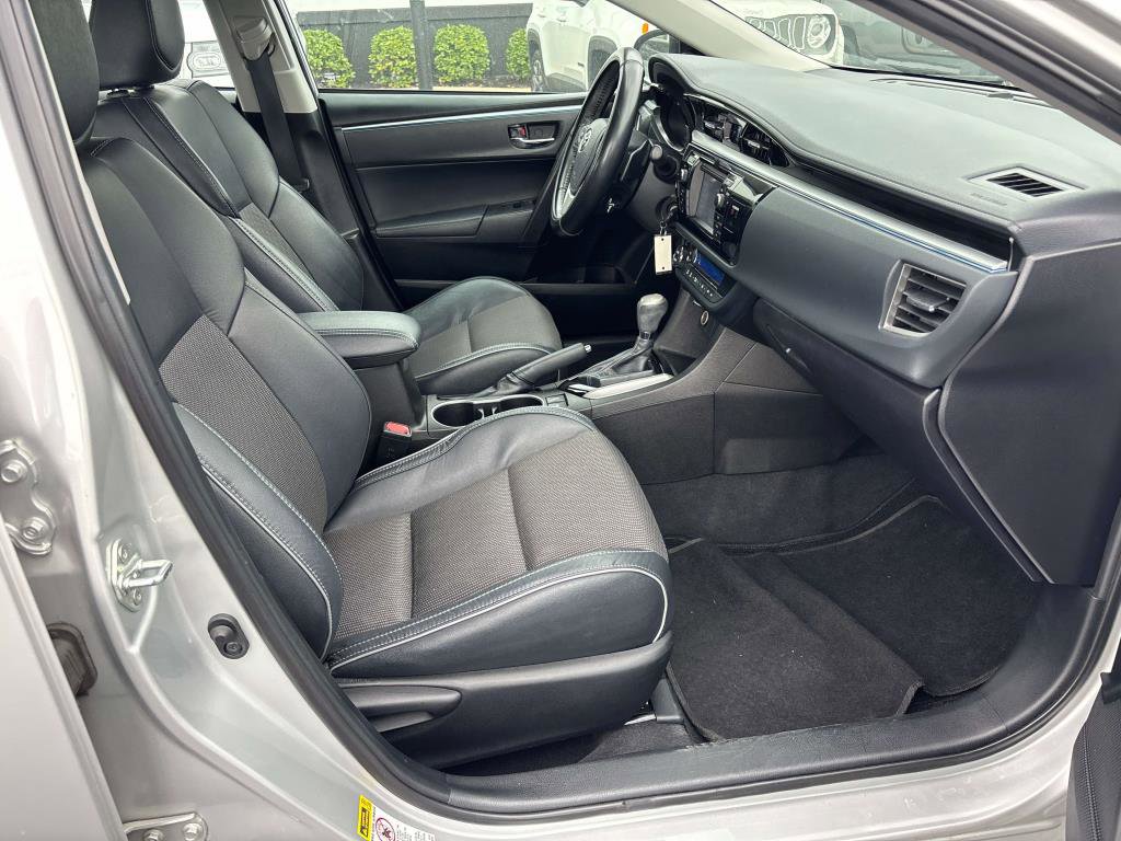Used 2015 Toyota Corolla S Plus image 11