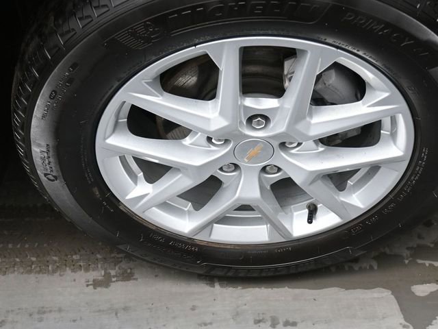 Used 2024 Chevrolet Equinox LT w/ LPO, Floor Liner Package image 27