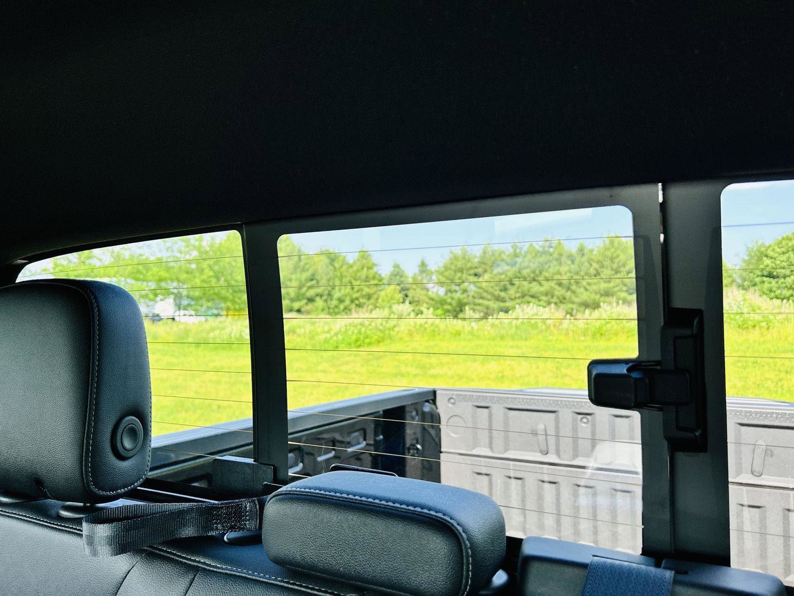 New 2024 Chevrolet Colorado LT w/ LT Convenience Package III image 32