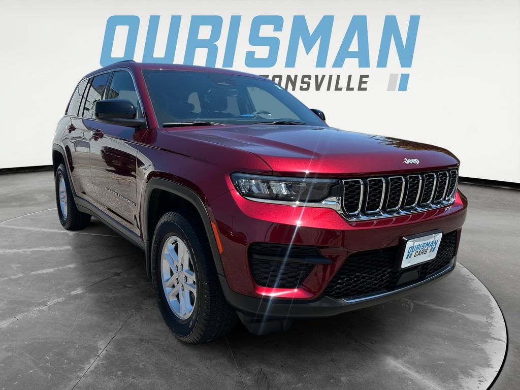 Used 2025 Jeep Grand Cherokee Laredo w/ MOPAR Finishing Package