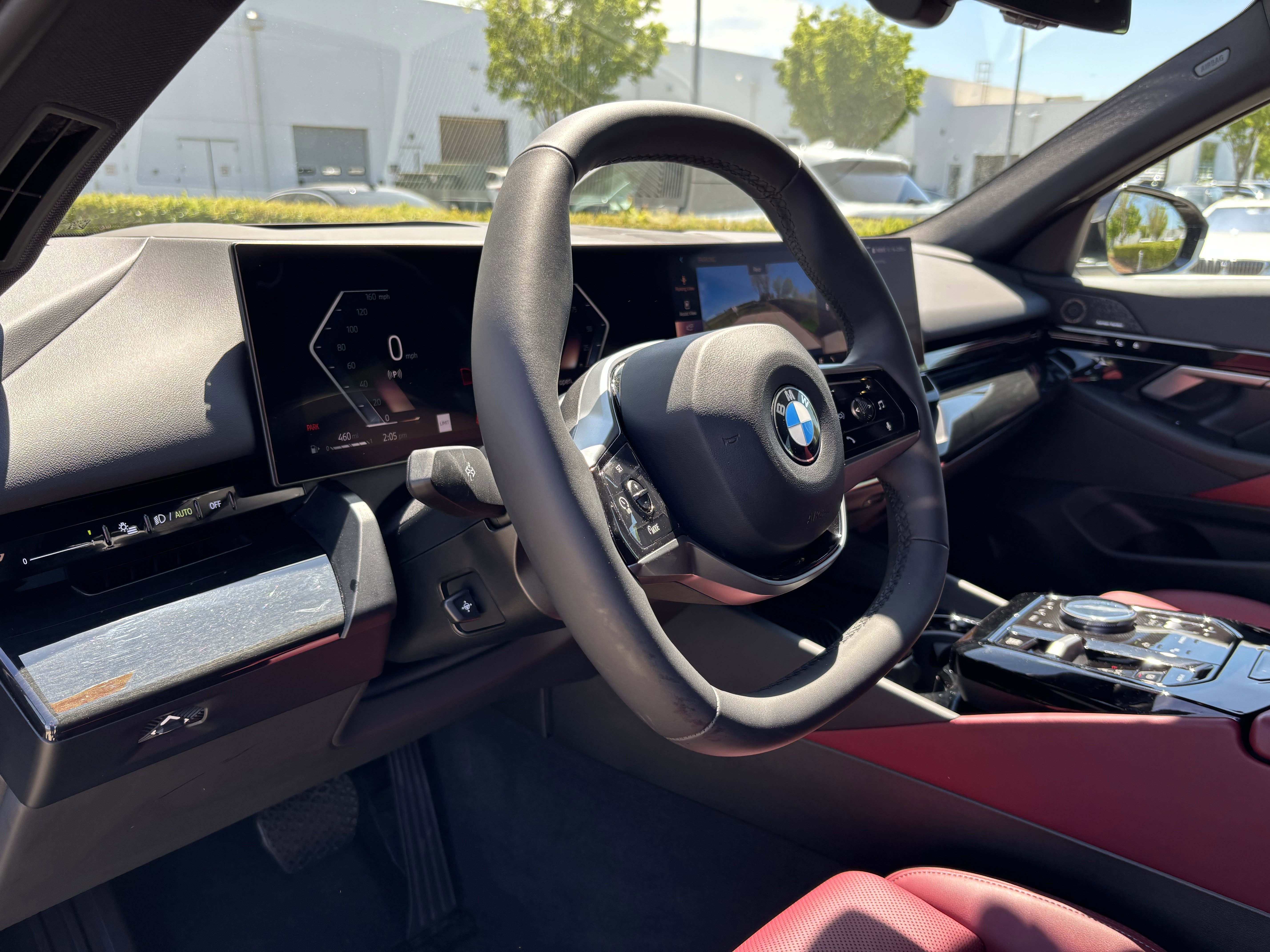 Certified 2025 BMW 530i image 17