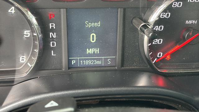 Used 2017 Chevrolet Silverado 1500 W/T w/ WT Convenience Package AWD/4WD image 10