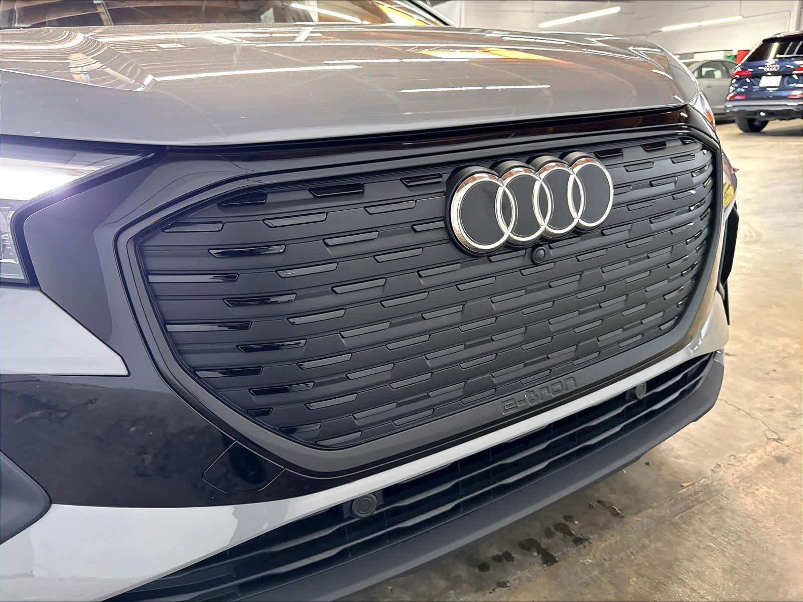 Used 2024 Audi Q4 e-tron Premium w/ Convenience Package AWD/4WD image 31