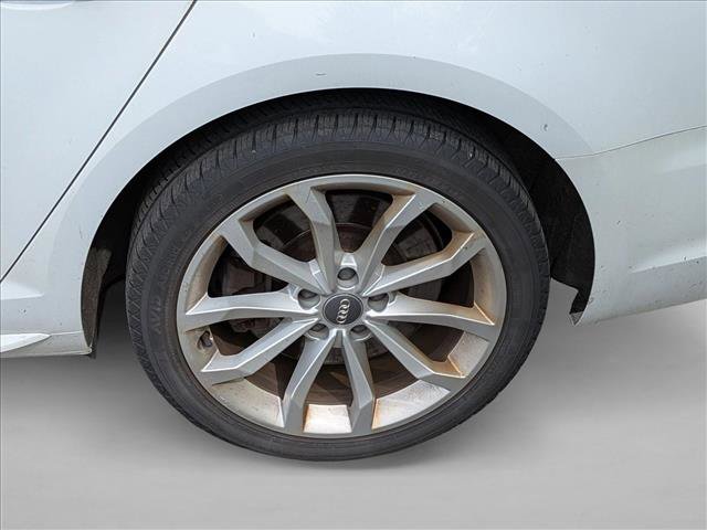 Used 2019 Audi A4 2.0T Premium Plus w/ Premium Plus Package AWD/4WD image 7