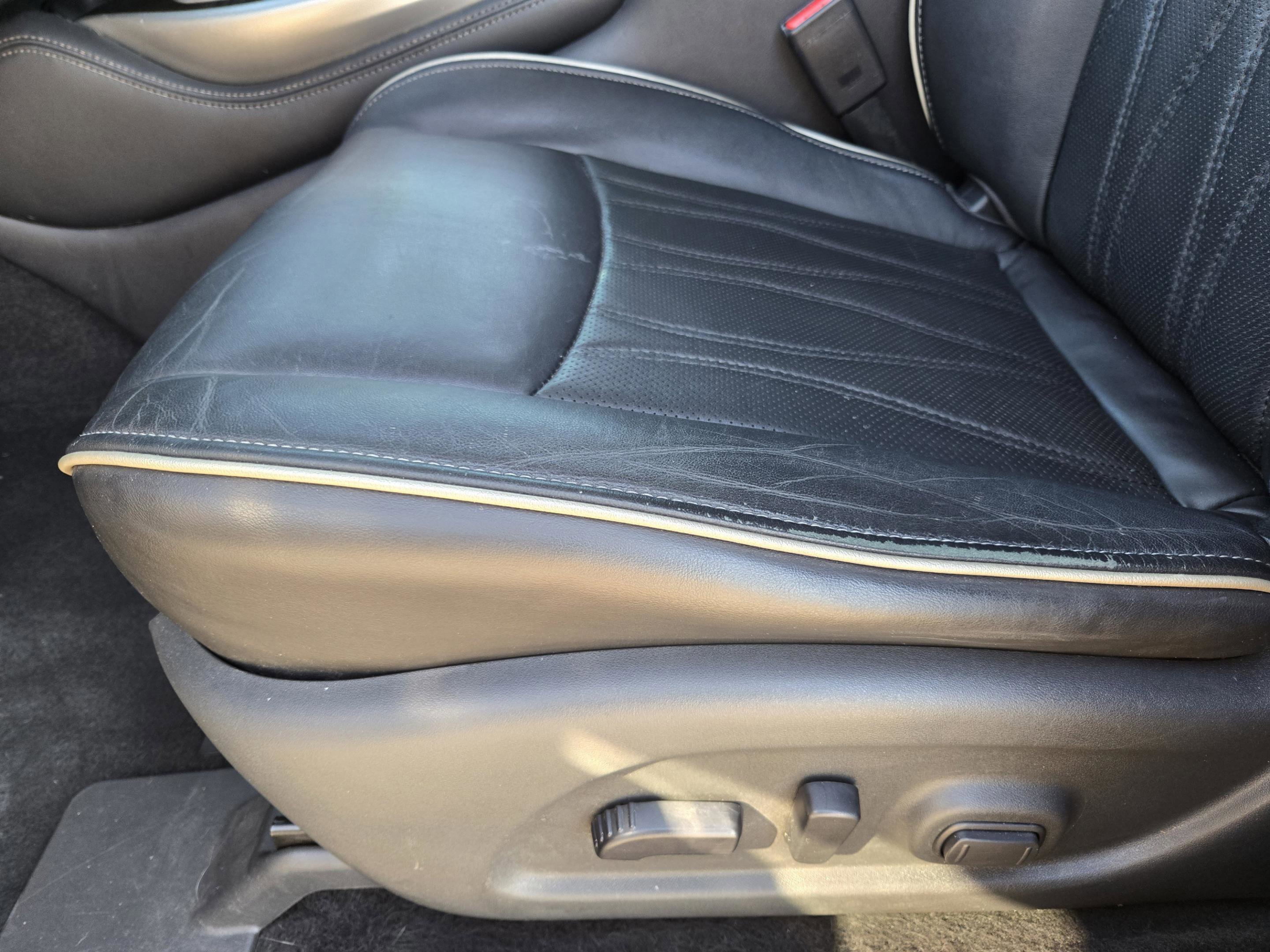 Used 2017 INFINITI QX60 FWD w/ Deluxe Technology Package image 21