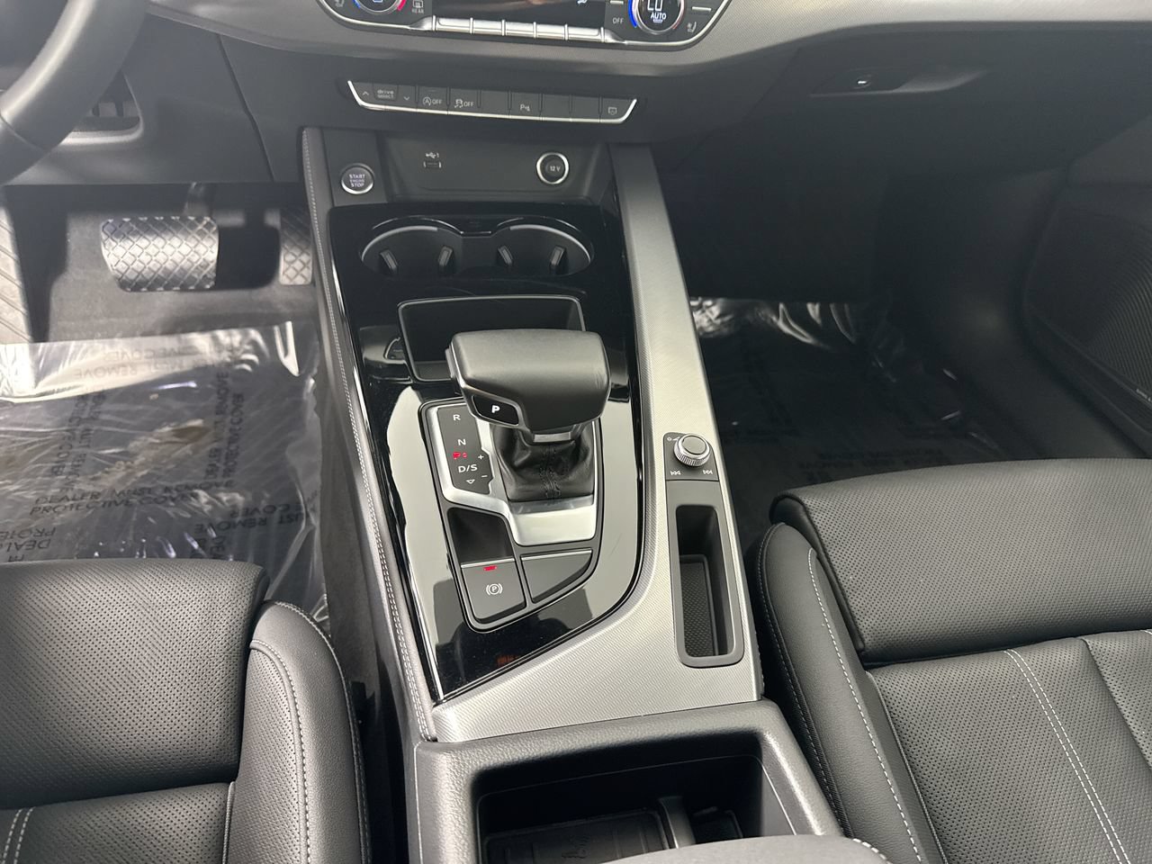 Used 2023 Audi A4 2.0T Premium Plus w/ Premium Plus Package AWD/4WD image 23