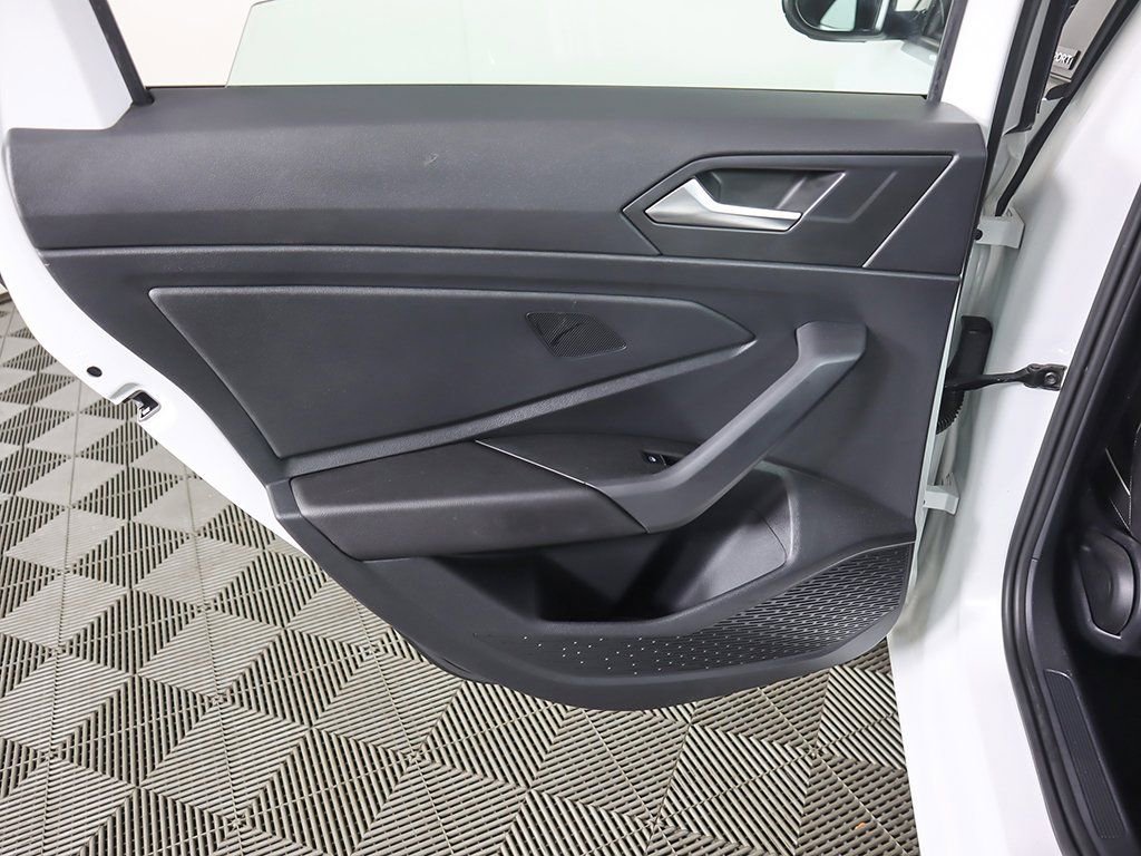 Used 2023 Volkswagen Jetta Sport image 21