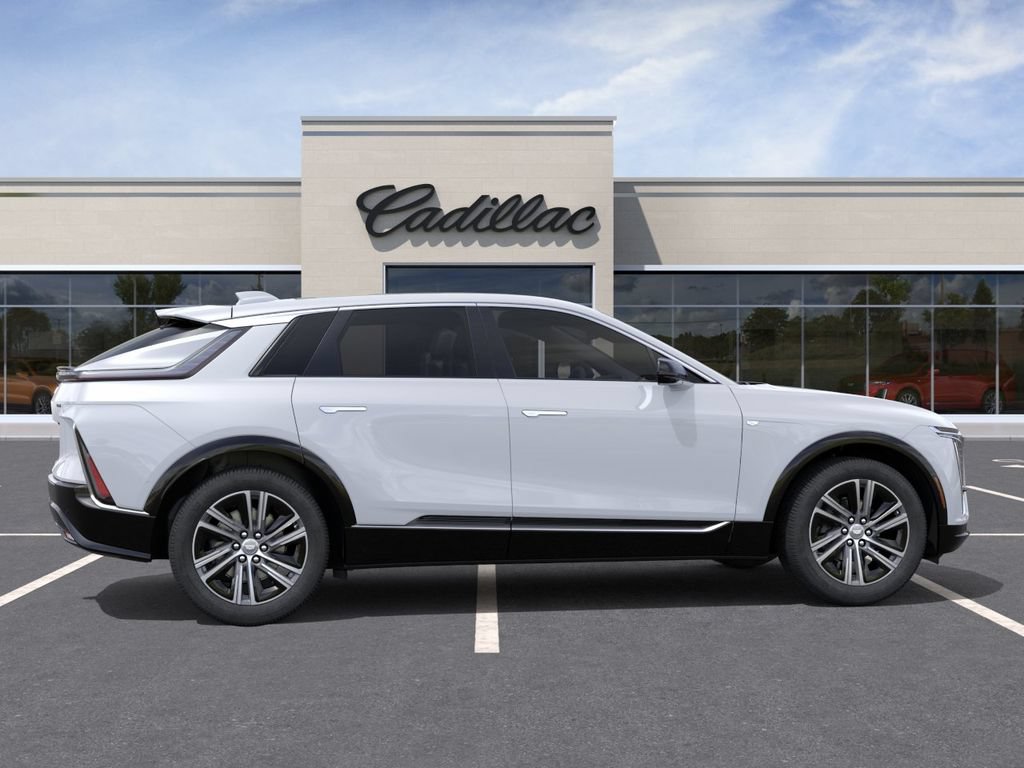 New 2026 Cadillac Lyriq Luxury RWD image 5