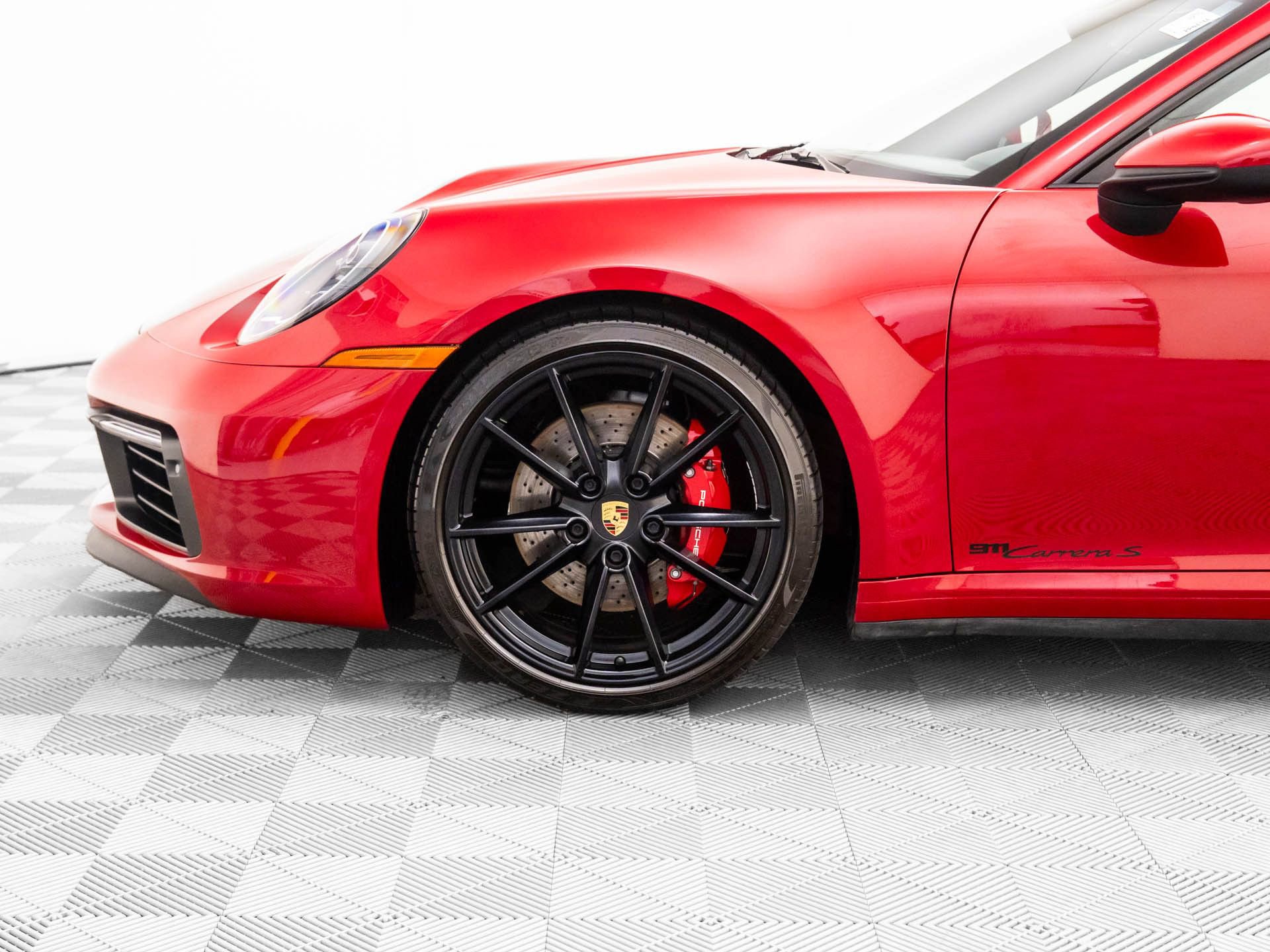 Used 2020 Porsche 911 Carrera S image 34