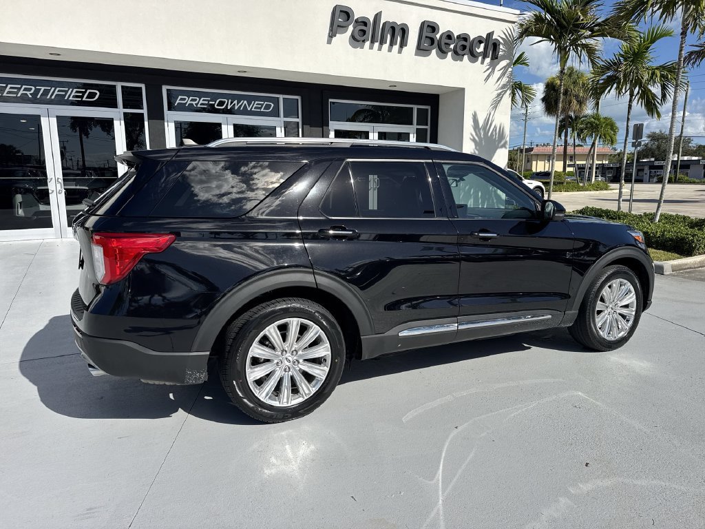 Used 2023 Ford Explorer Limited w/ Limited Technology Package RWD image 4