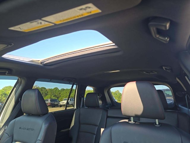 Used 2024 Honda Passport Black Edition image 13