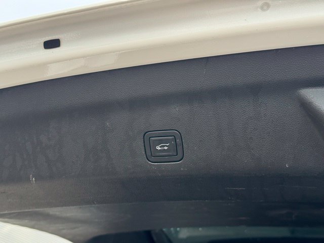 Used 2021 Chevrolet Tahoe High Country AWD/4WD image 45