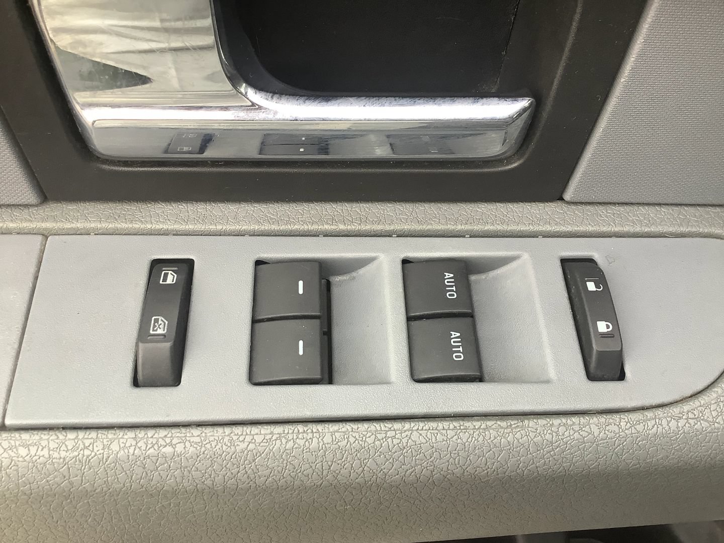 Used 2014 Ford F150 XL w/ Equipment Group 101A Mid AWD/4WD image 18