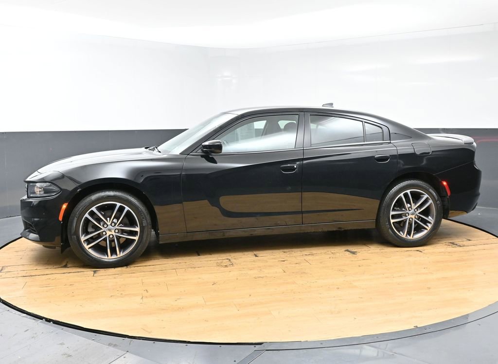 Used 2019 Dodge Charger SXT image 6