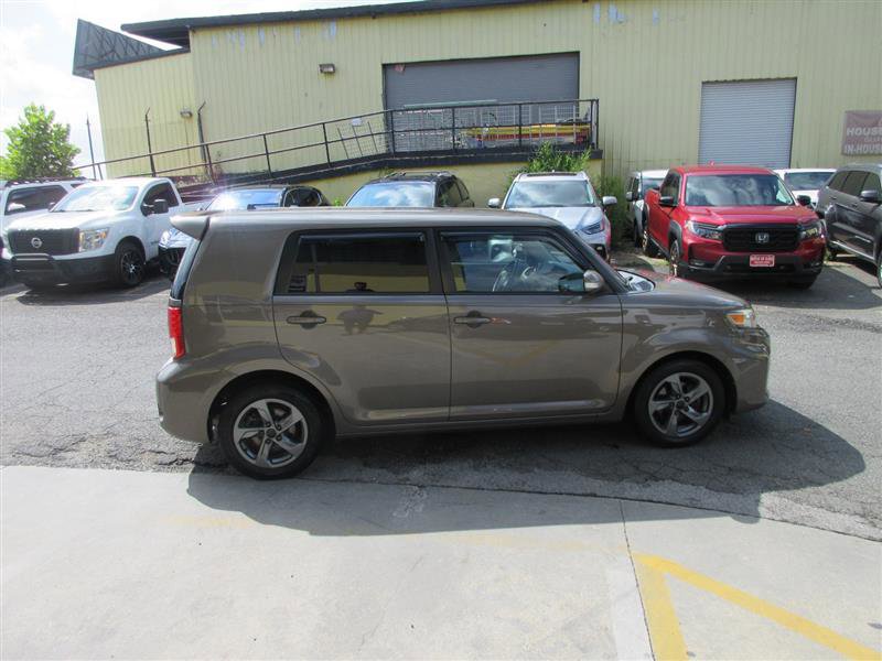 Used 2012 Scion xB image 8