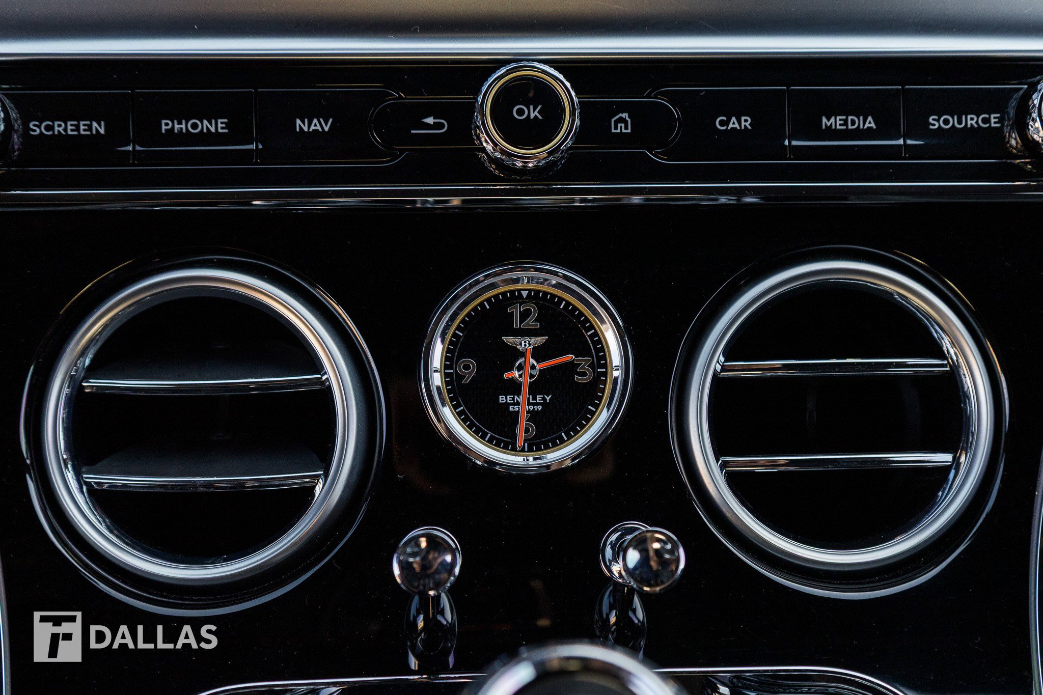 Used 2024 Bentley Continental GT Speed image 28