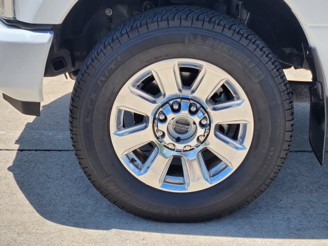 Used 2021 Ford F350 Platinum w/ FX4 Off-Road Package AWD/4WD image 11