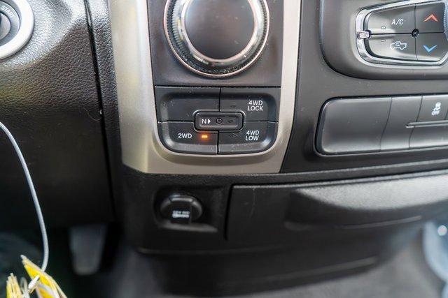 Used 2020 RAM 1500 Classic Warlock w/ Electronics Group image 24