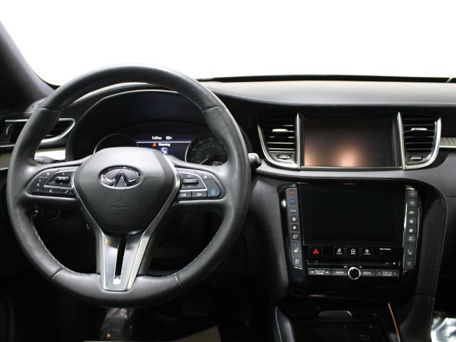 Used 2019 INFINITI QX50 Essential w/ Sensory Package AWD/4WD image 13