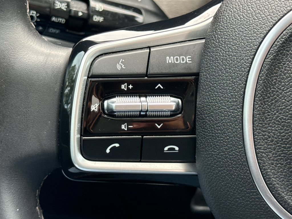 Used 2023 Kia Sorento EX w/ Panoramic Sunroof Package FWD image 30