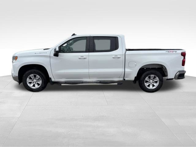 Used 2022 Chevrolet Silverado 1500 LT AWD/4WD image 2