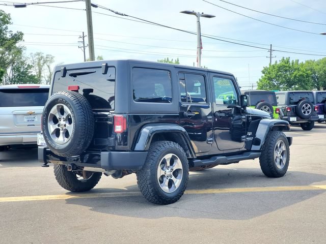 Used 2016 Jeep Wrangler Unlimited Sahara w/ Dual Top Group AWD/4WD image 3