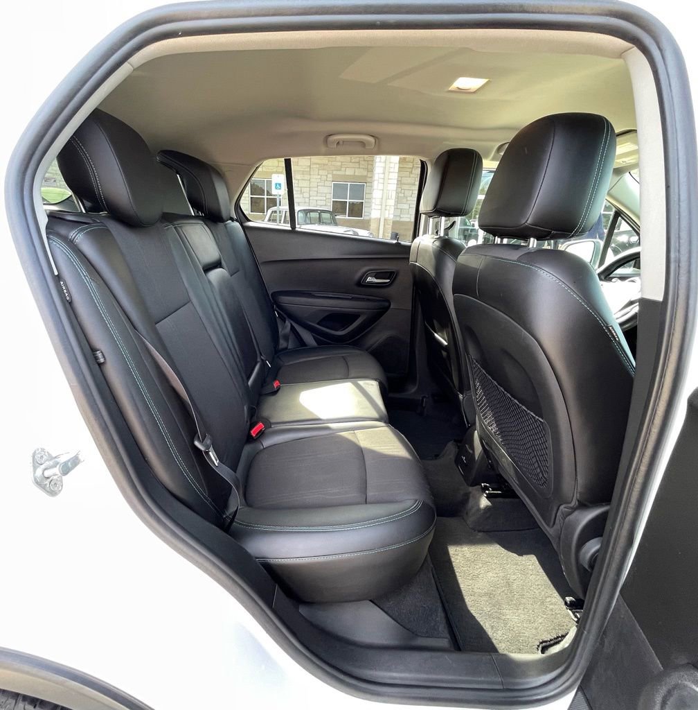 Used 2015 Chevrolet Trax LT w/ LT Plus Package FWD image 31