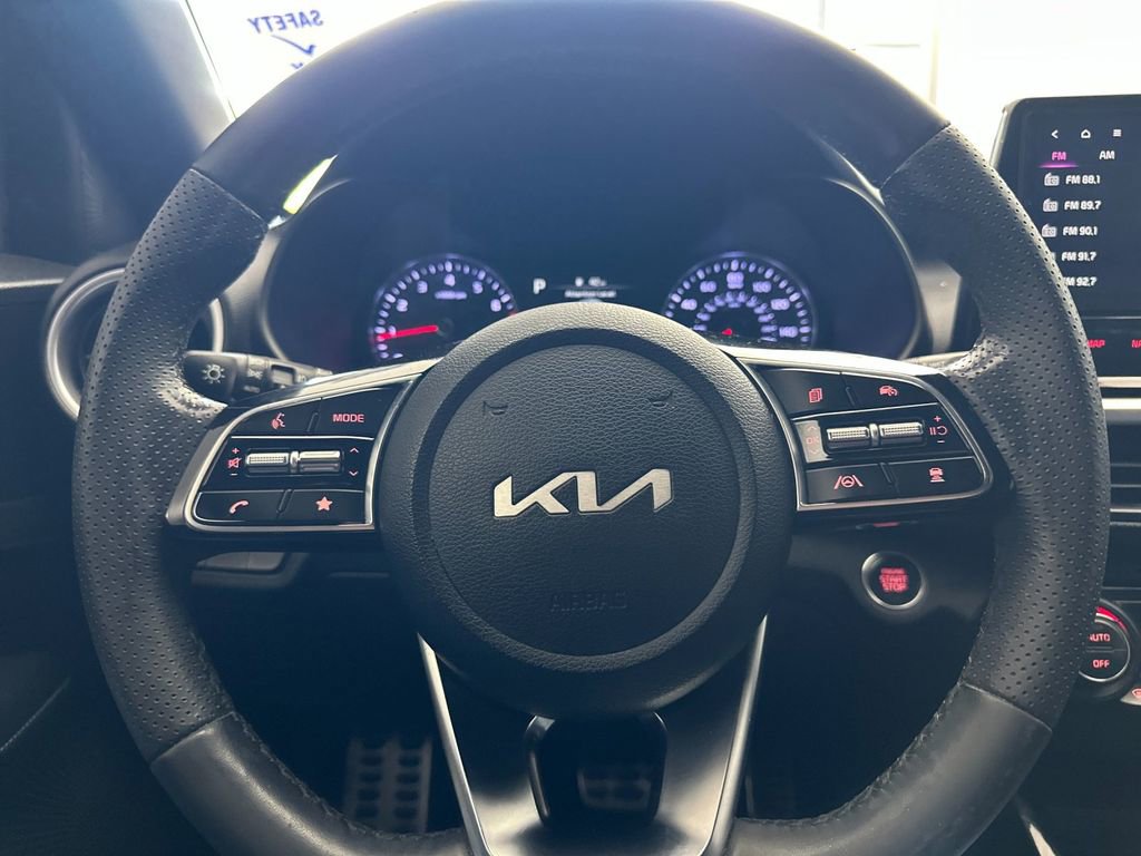Used 2023 Kia Forte GT-Line w/ GT-Line Technology Package FWD image 22