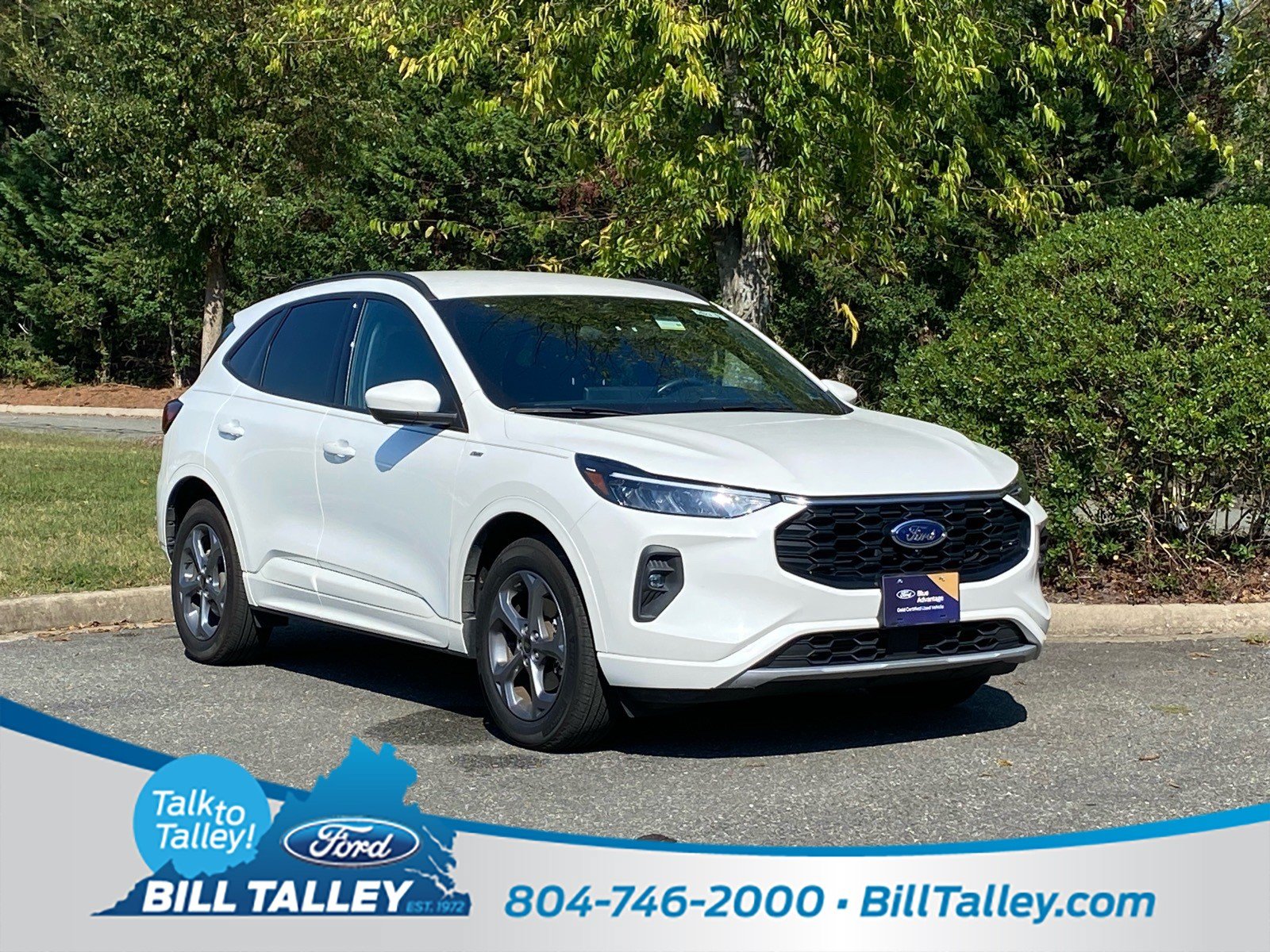 Used 2023 Ford Escape ST-Line Select w/ Tech Pack #2 AWD/4WD image 1