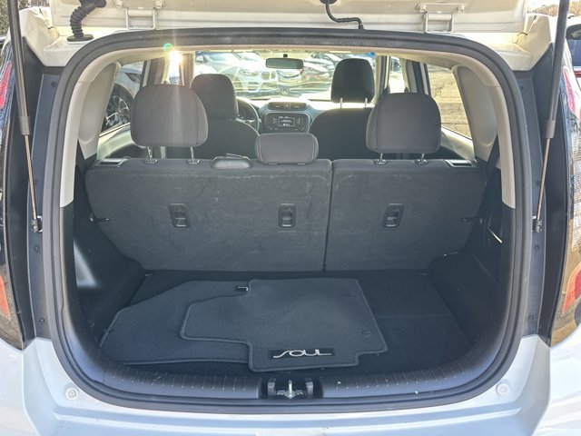 Used 2017 Kia Soul image 23