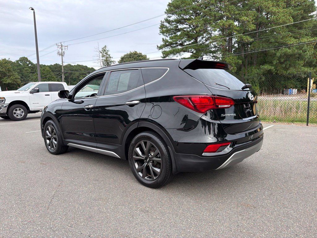 Used 2018 Hyundai Santa Fe Sport w/ 2.0T Ultimate Tech Package 05 AWD/4WD image 7