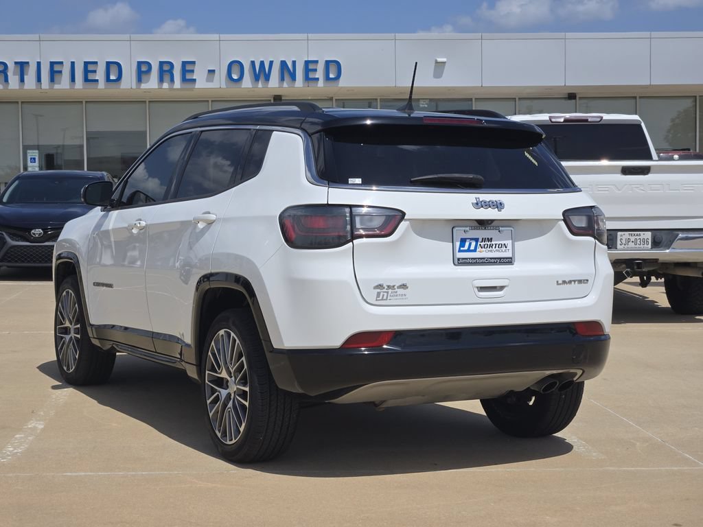 Used 2022 Jeep Compass Limited w/ Elite Group AWD/4WD image 5