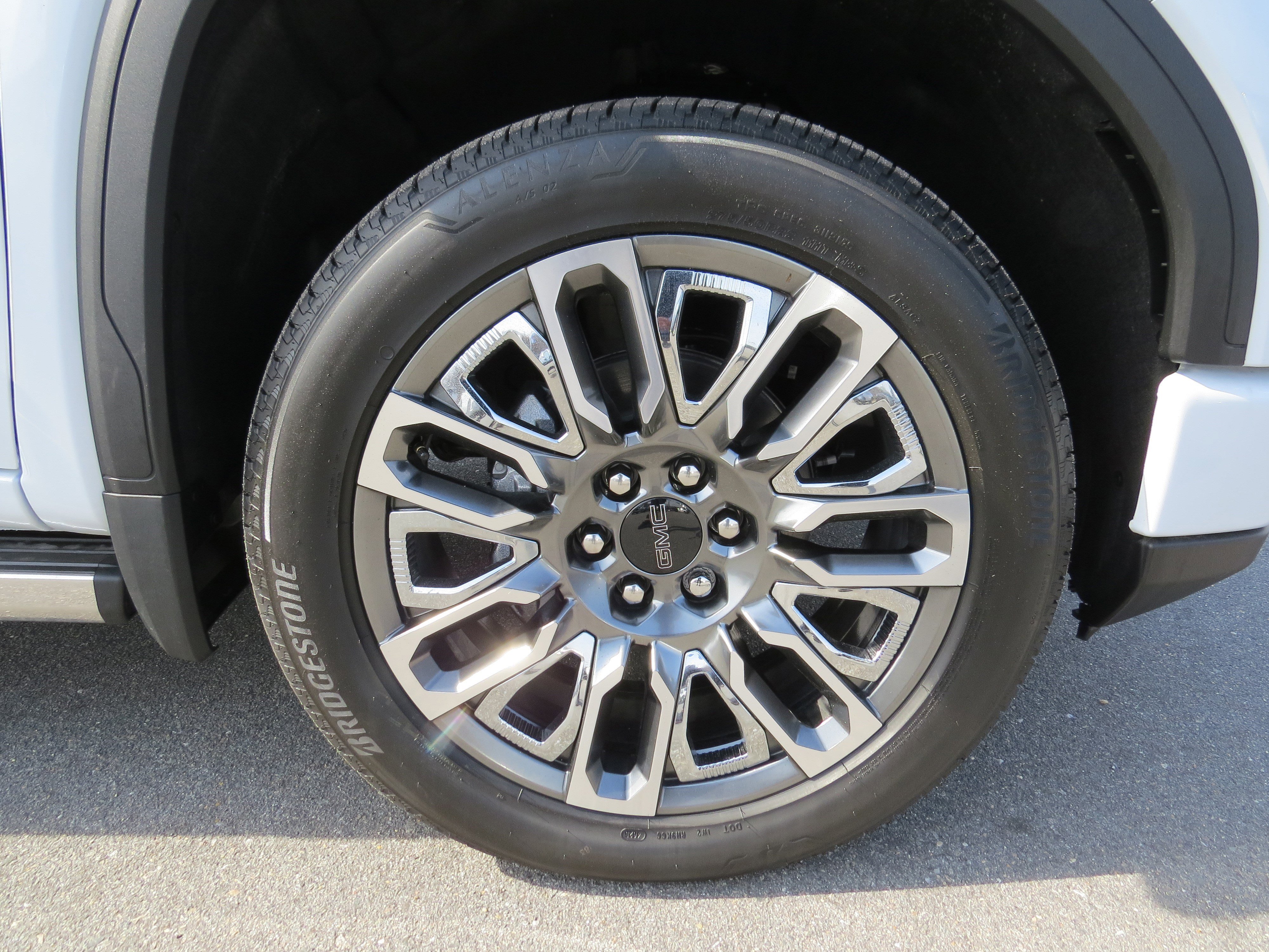 New 2026 GMC Sierra 1500 Denali Ultimate image 12