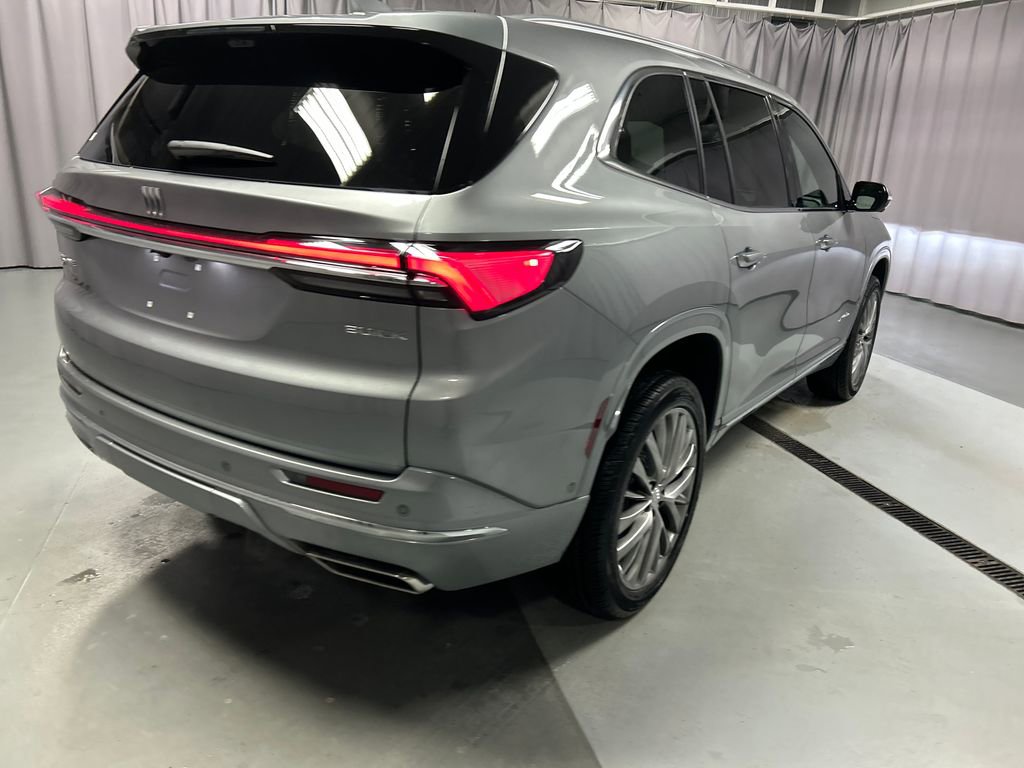 New 2026 Buick Enclave Avenir w/ Super Cruise Package image 7