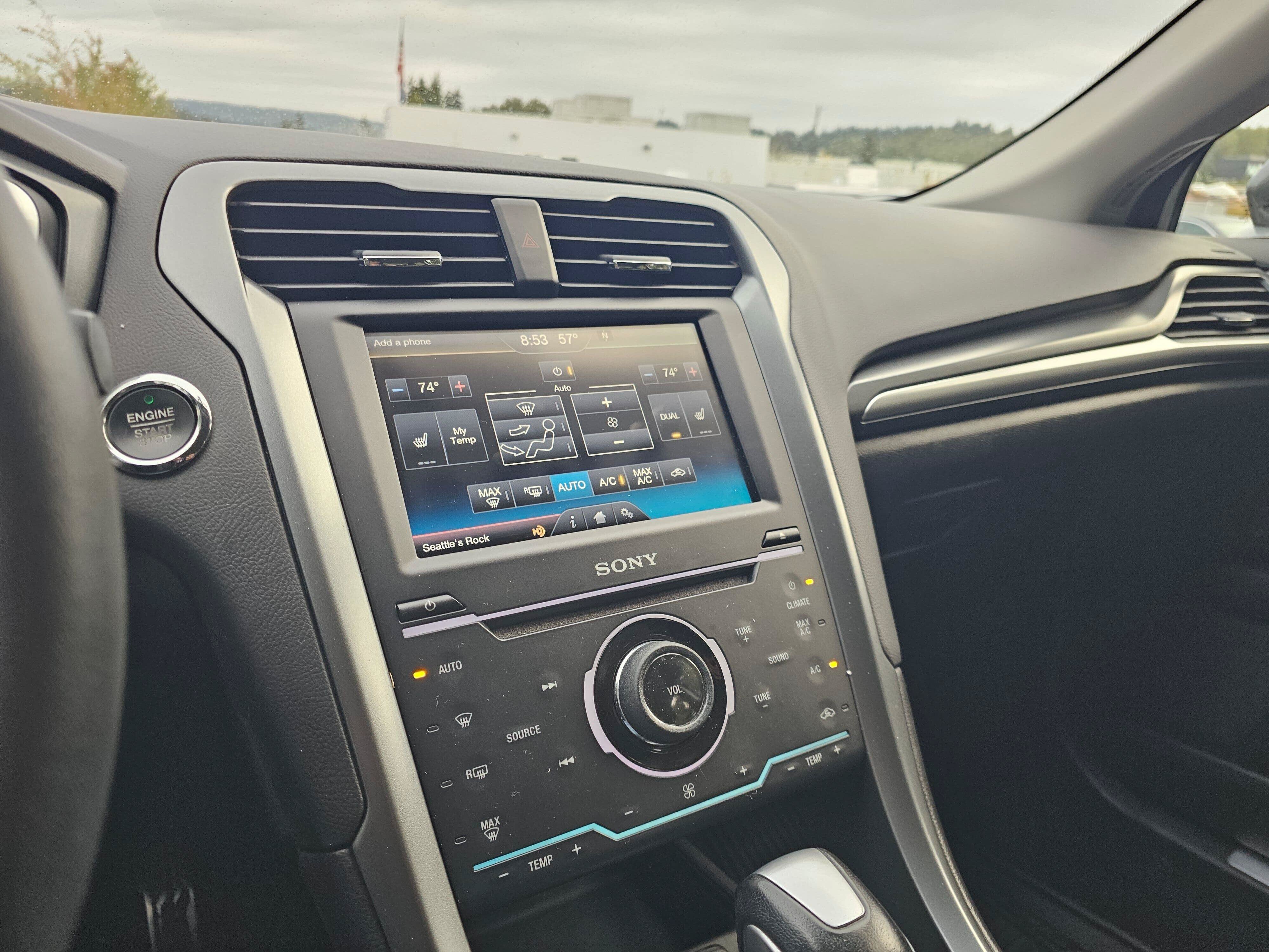 Used 2014 Ford Fusion Titanium FWD image 28