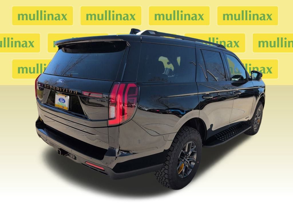 New 2026 Ford Expedition Tremor image 3